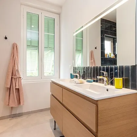 Holiday Residence In Nice *
